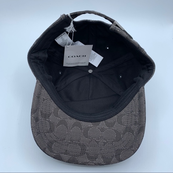 Coach Baseball Cap - Picture 6 of 7